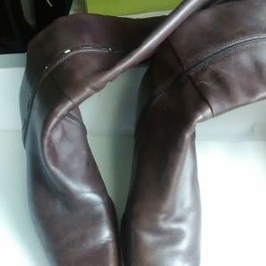 Boots tall heels 3inches (calf 15-1/2)